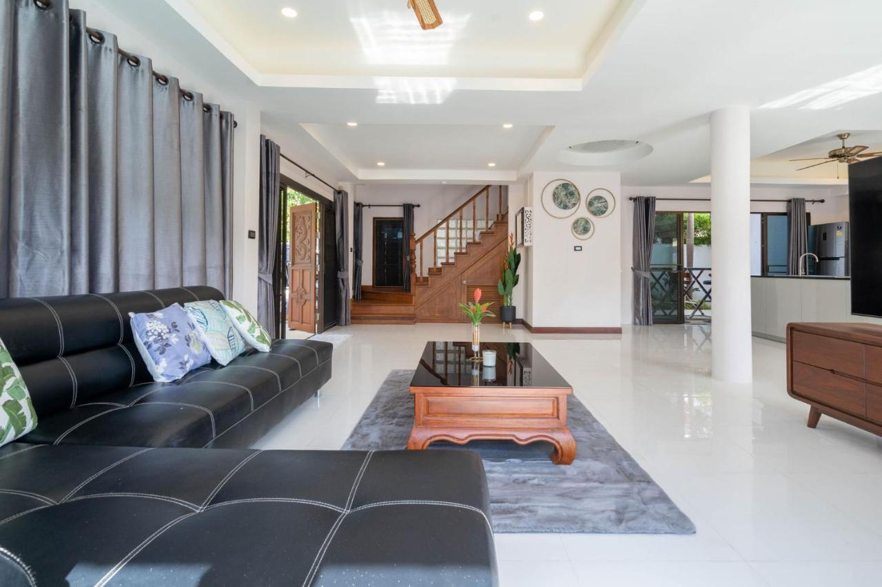 Villa Amaya, 2 Story Tropical Oasis With Green Hills View & Pool, Kamala-stranden Eksteriør bilde